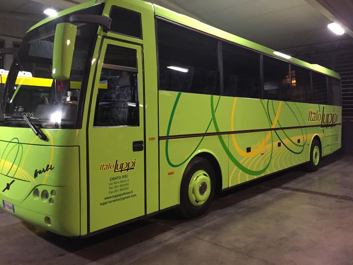 Luppi Noleggio Pullman Taxi 17